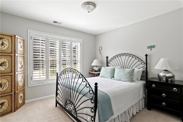 87 Country Club Court, Hiram, GA 30141