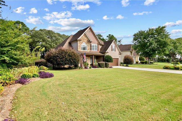 87 Country Club Court, Hiram, GA 30141
