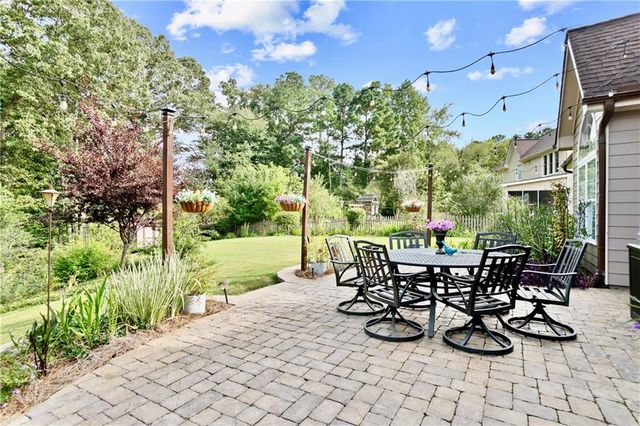87 Country Club Court, Hiram, GA 30141