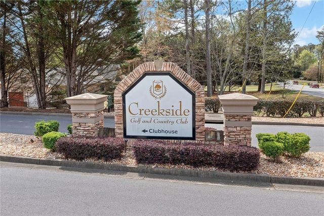 87 Country Club Court, Hiram, GA 30141