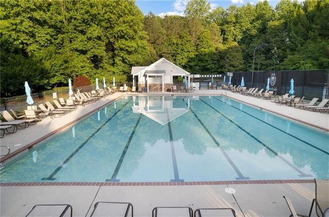 87 Country Club Court, Hiram, GA 30141