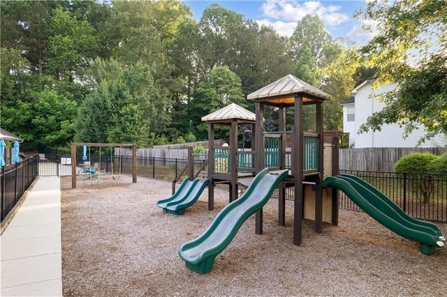 87 Country Club Court, Hiram, GA 30141