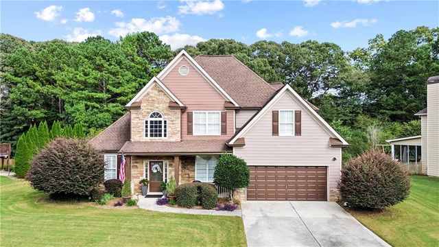 87 Country Club Court, Hiram, GA 30141