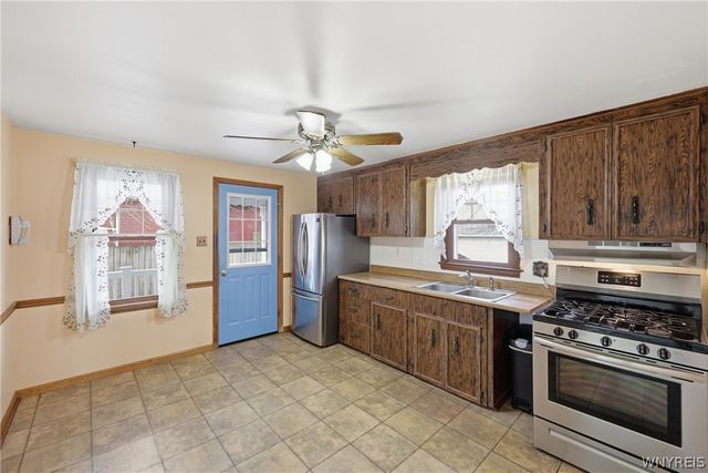 1230 98th Street, Niagara Falls, NY 14304