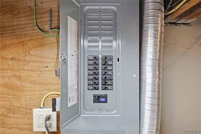 1230 98th Street, Niagara Falls, NY 14304