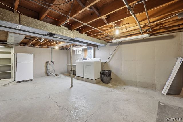 1230 98th Street, Niagara Falls, NY 14304