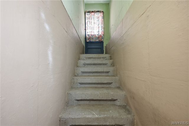 1230 98th Street, Niagara Falls, NY 14304