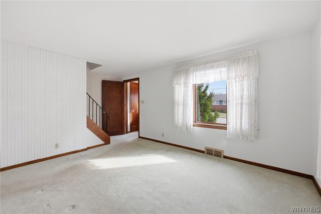 1230 98th Street, Niagara Falls, NY 14304