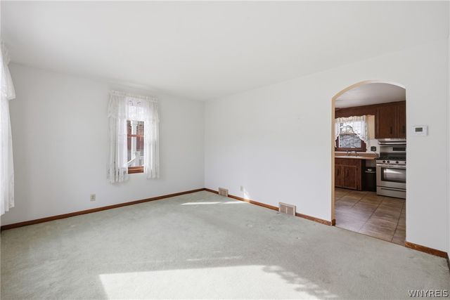 1230 98th Street, Niagara Falls, NY 14304