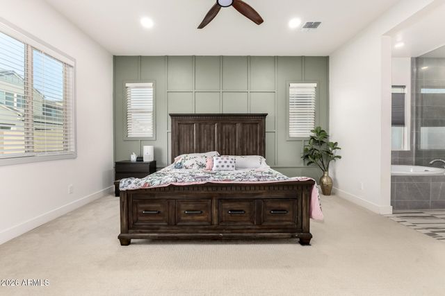 1326 E NARROWLEAF Drive, Gilbert, AZ 85298