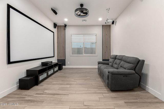 1326 E NARROWLEAF Drive, Gilbert, AZ 85298