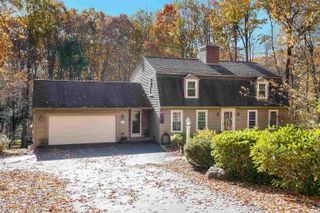 29 Ledgewood Road, Bedford, NH 03110