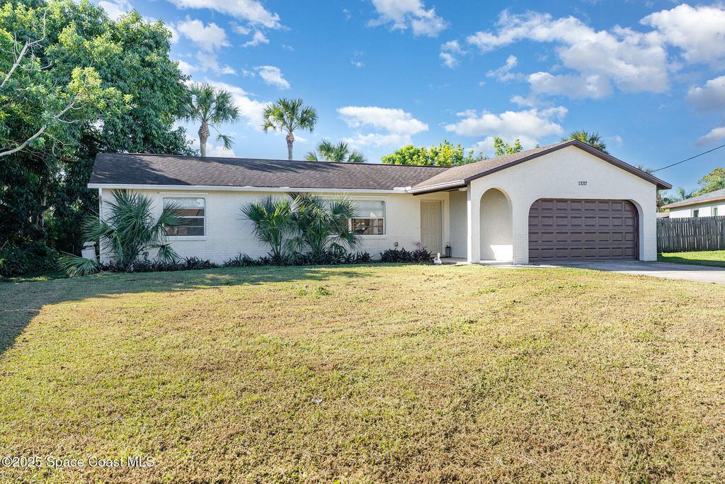 1337 Briarwood Court, Rockledge, FL 32955