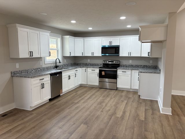 2264 Collier Road, Cornersville, TN 37047