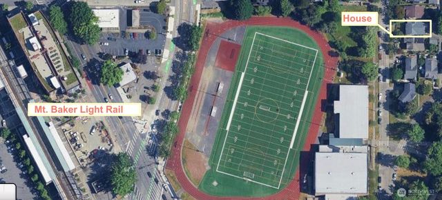 2834 30th Avenue S, Seattle, WA 98144