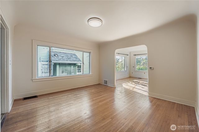 2834 30th Avenue S, Seattle, WA 98144