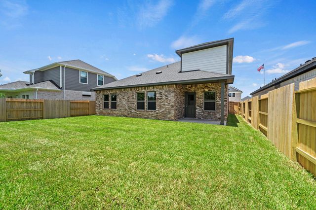 206 Rose Laurel Drive, Alvin, TX 77511
