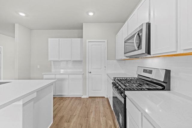 206 Rose Laurel Drive, Alvin, TX 77511