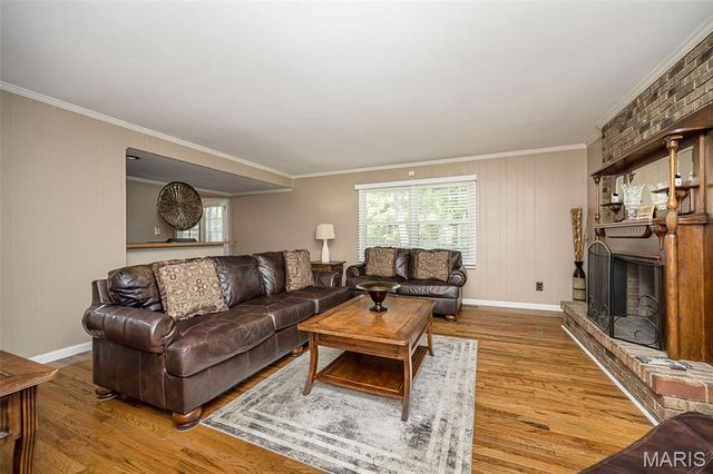 1372 White Road, Chesterfield, MO 63017