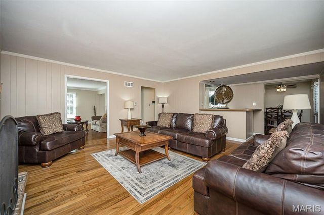 1372 White Road, Chesterfield, MO 63017