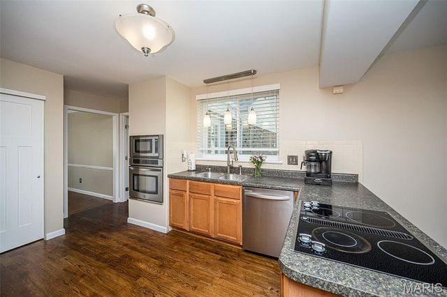 1372 White Road, Chesterfield, MO 63017