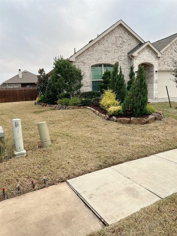 168 Chamberlain Drive, Fate, TX 75189