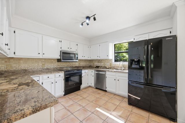 37 N Brent Drive, Ringgold, GA 30736