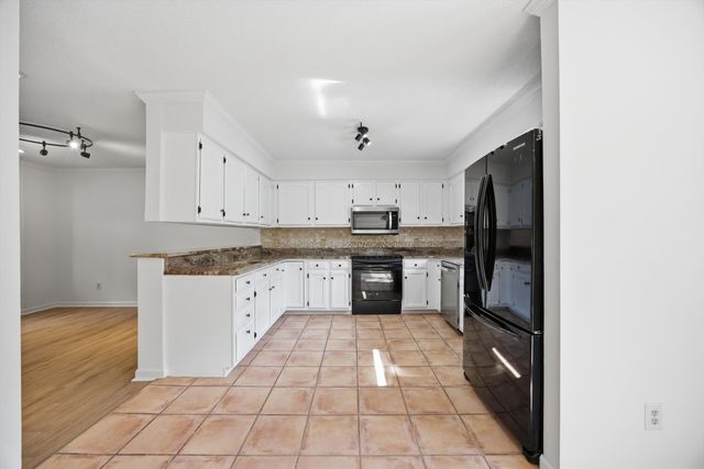 37 N Brent Drive, Ringgold, GA 30736