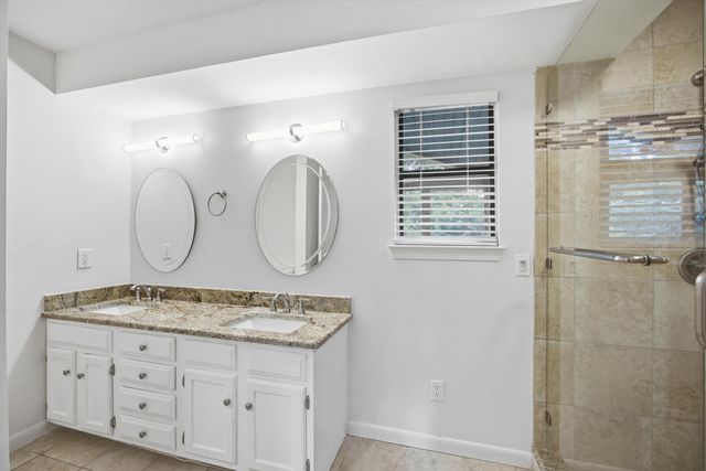 37 N Brent Drive, Ringgold, GA 30736