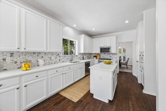 18619 Agile Pines Drive, Humble, TX 77346