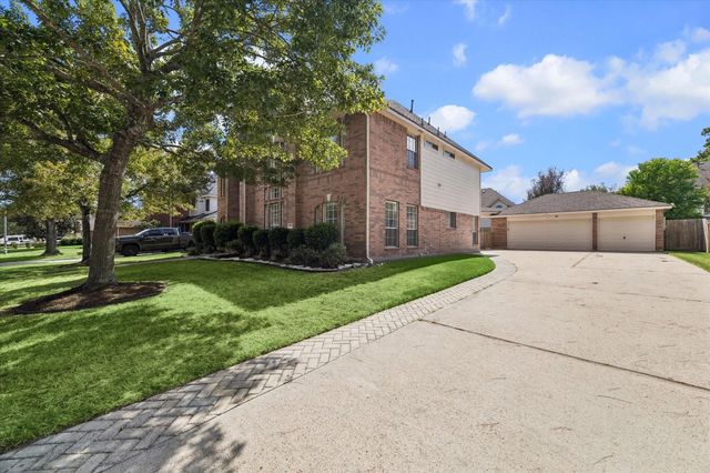18619 Agile Pines Drive, Humble, TX 77346