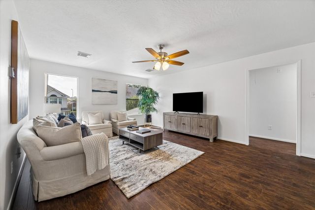 18619 Agile Pines Drive, Humble, TX 77346