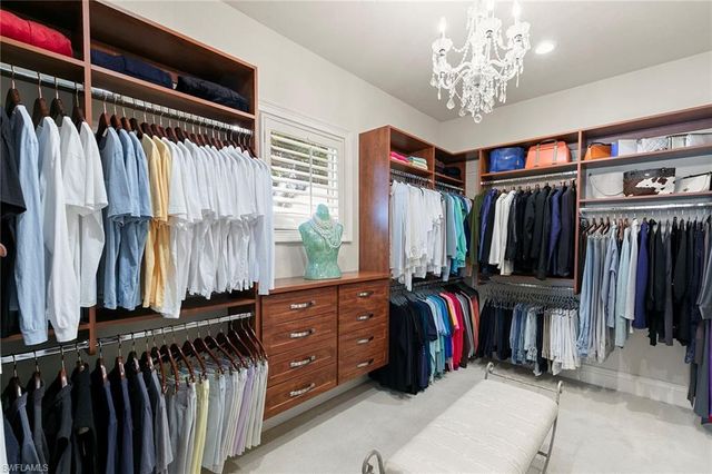 2892 Tiburon BLVD E, Naples, FL 34109