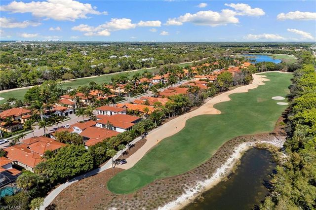 2892 Tiburon BLVD E, Naples, FL 34109