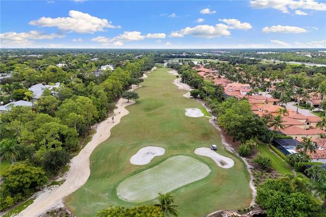 2892 Tiburon BLVD E, Naples, FL 34109