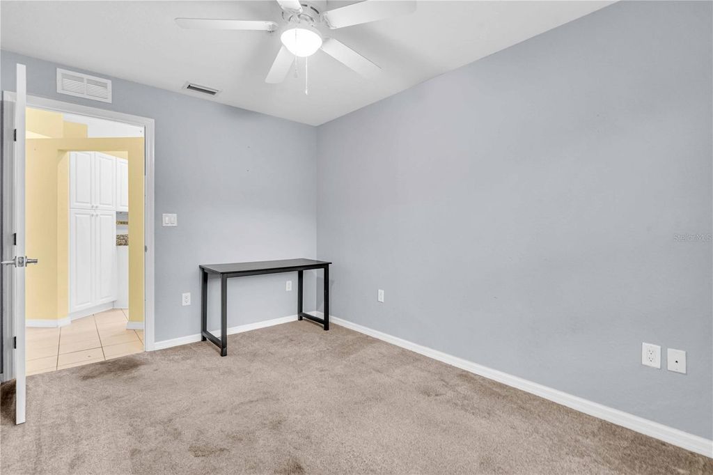 Image 25 of property listing at 6421 BAY CEDAR LANE, Bradenton, FL 34203