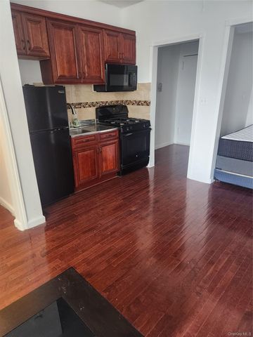 941 Jerome Avenue 8G, Bronx, NY 10452