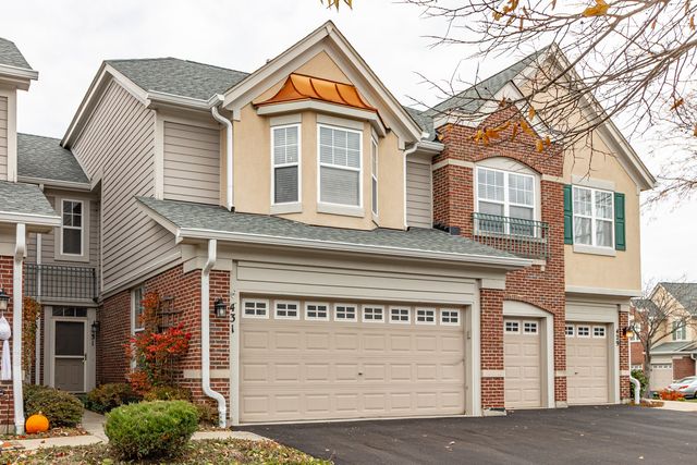 431 PINE LAKE Circle 431, Vernon Hills, IL 60061