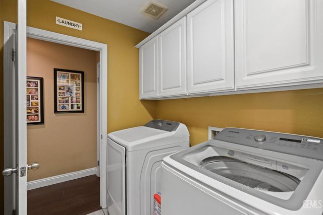 5425 Coastal Wind Street, Bakersfield, CA 93312