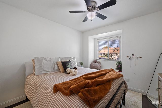 5425 Coastal Wind Street, Bakersfield, CA 93312