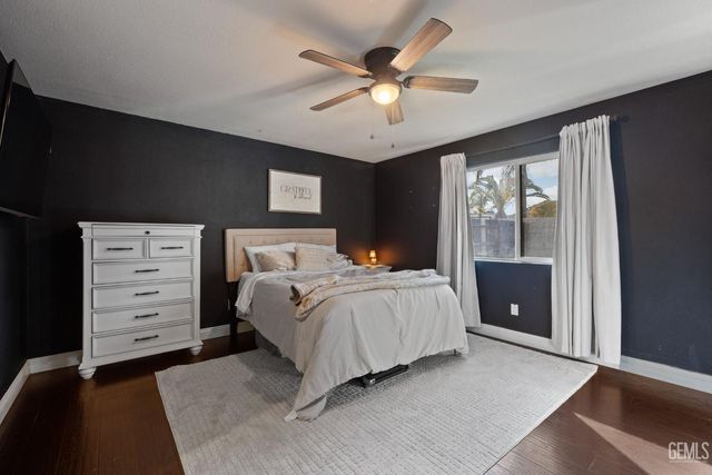 5425 Coastal Wind Street, Bakersfield, CA 93312