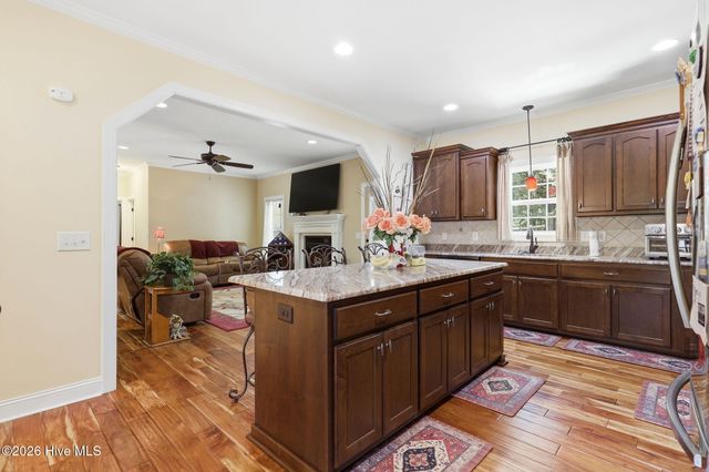 585 Burning Tree Road 10, Pinehurst, NC 28374
