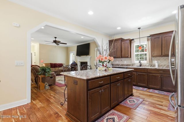 585 Burning Tree Road 10, Pinehurst, NC 28374