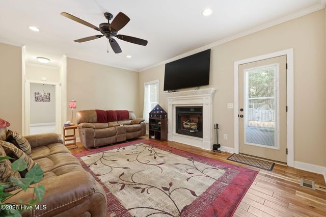 585 Burning Tree Road 10, Pinehurst, NC 28374