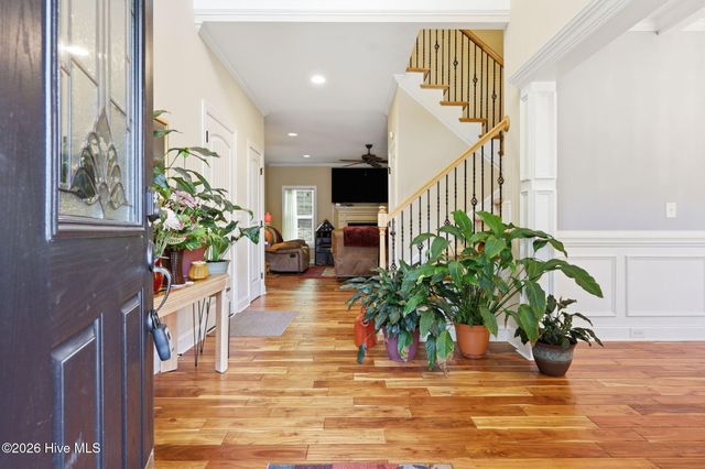 585 Burning Tree Road 10, Pinehurst, NC 28374