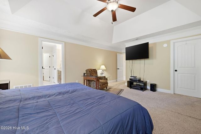 585 Burning Tree Road 10, Pinehurst, NC 28374