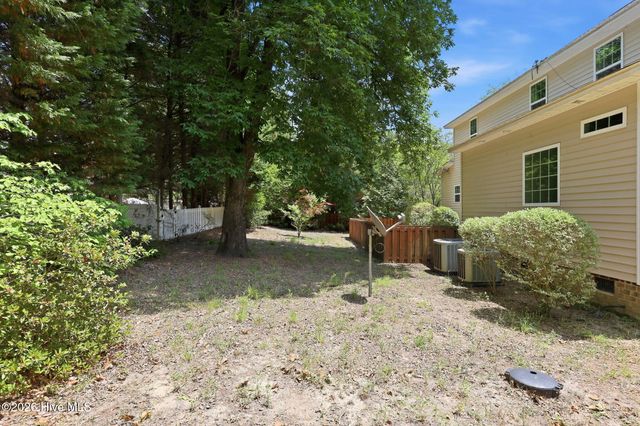 585 Burning Tree Road 10, Pinehurst, NC 28374