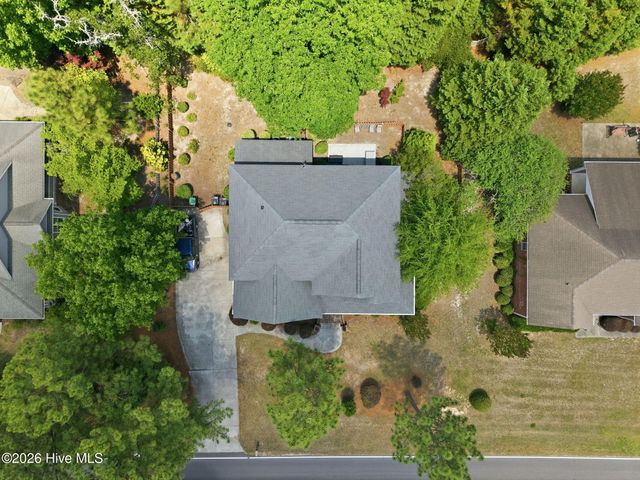 585 Burning Tree Road 10, Pinehurst, NC 28374