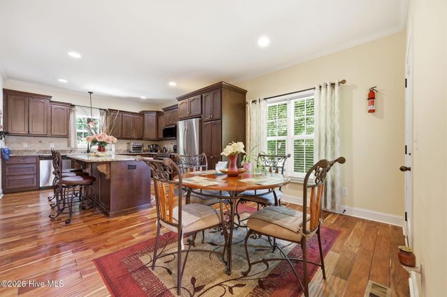 585 Burning Tree Road 10, Pinehurst, NC 28374