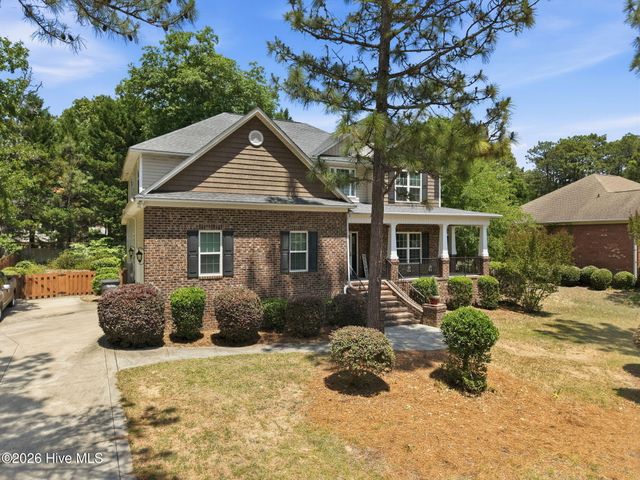 585 Burning Tree Road 10, Pinehurst, NC 28374